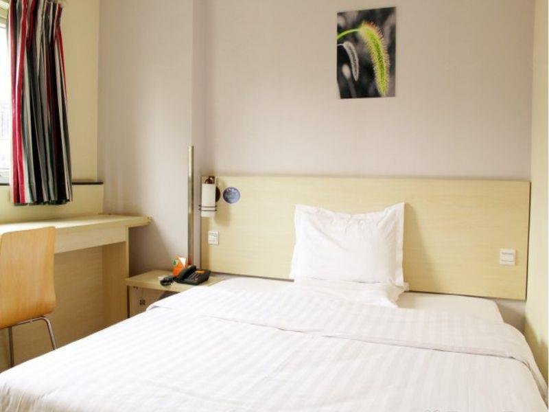 Фото 7 Days Inn Xian XI Ying Road