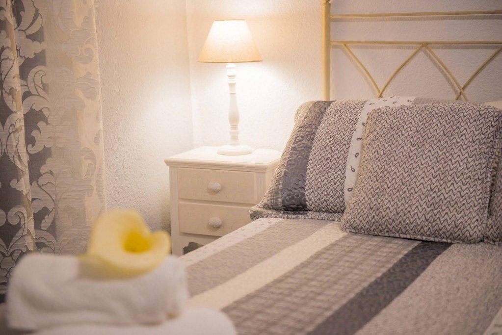 Фото Pensión Venecia Gomerez