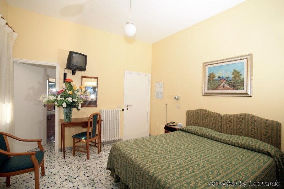 Фото Hotel Carmencita