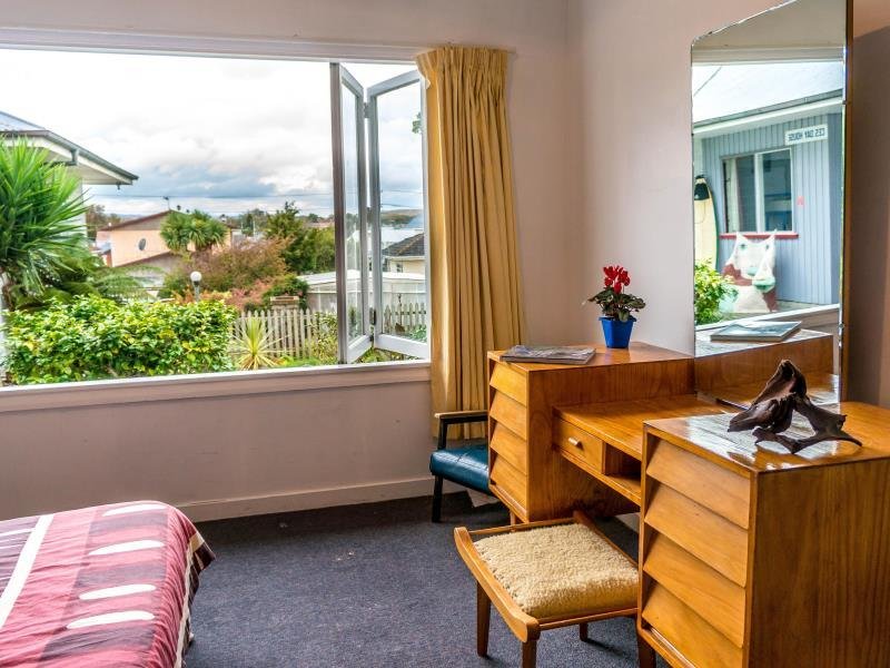 Фото 42b College House - Hostel