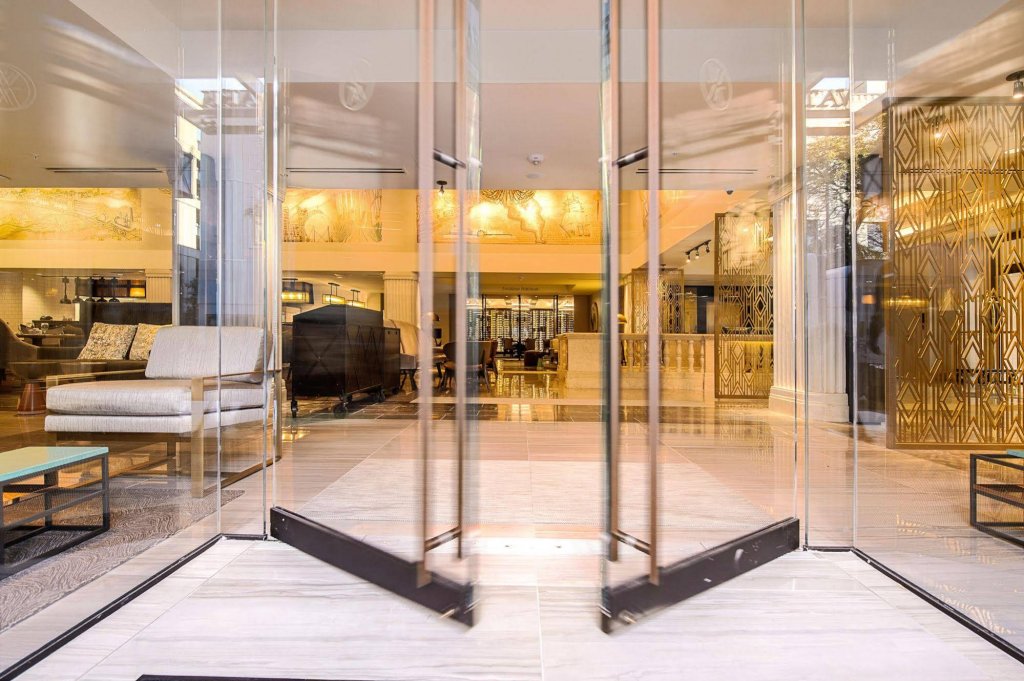 Фото Watermark Baton Rouge, Autograph Collection