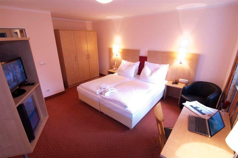 Фото Amalienburg Boutique & Boarding Hotel