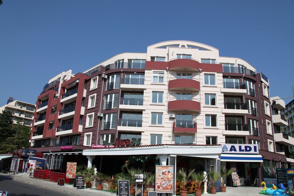 Фото отеля 1