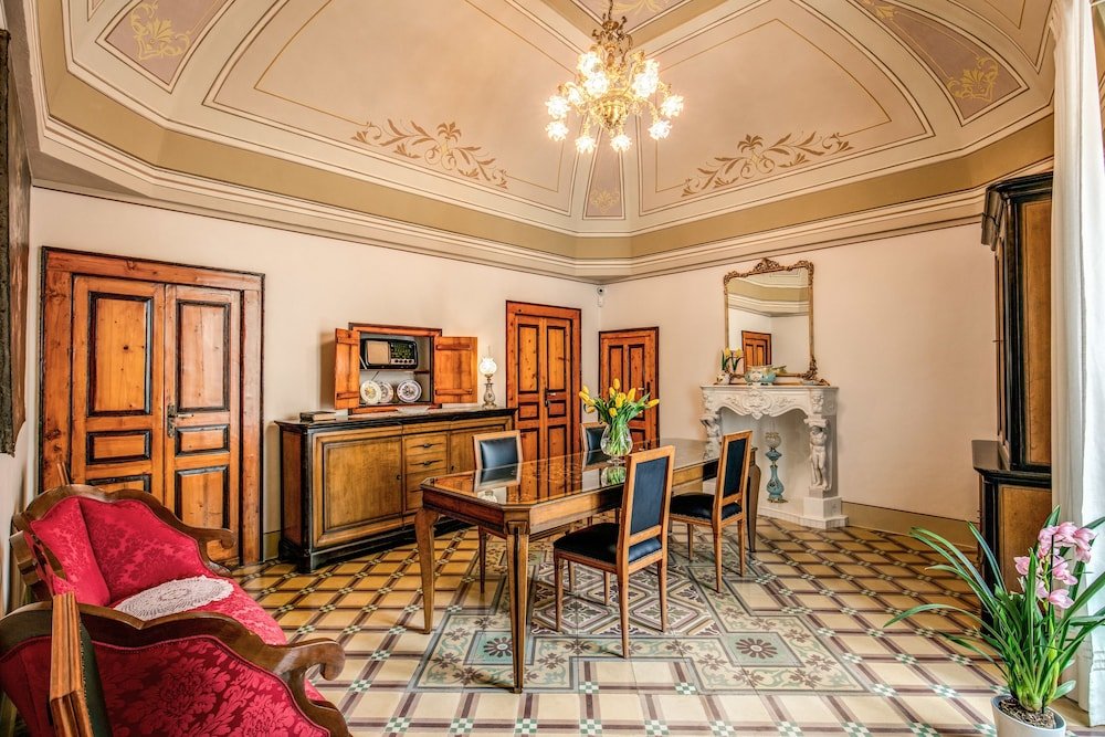 Фото Stunis Charme B&b