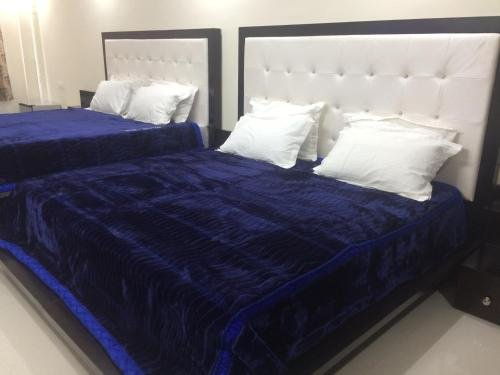 Фото Hotel Platinum Plaza