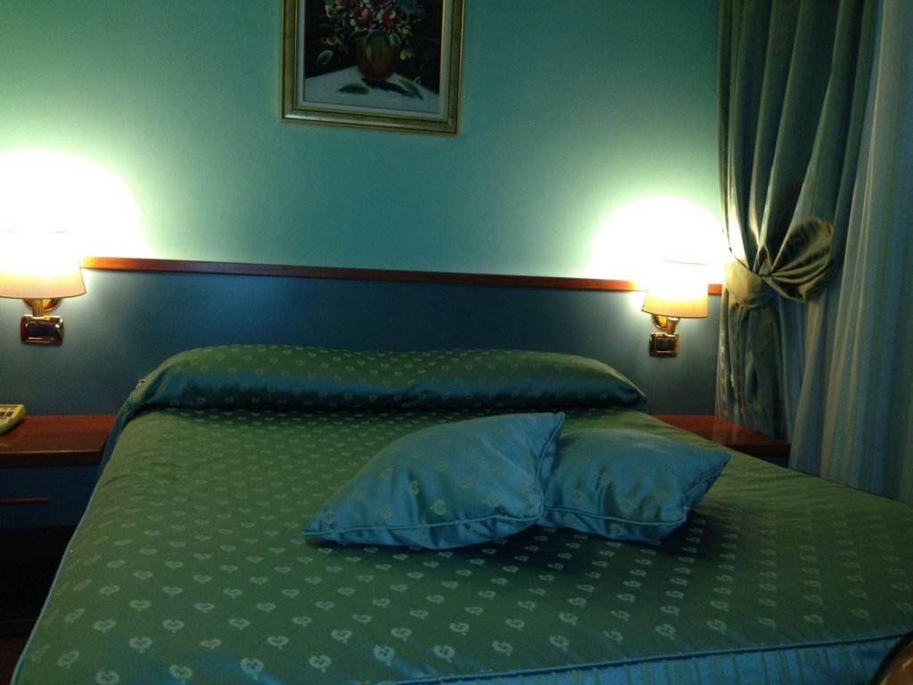 Фото Hotel Fenicia