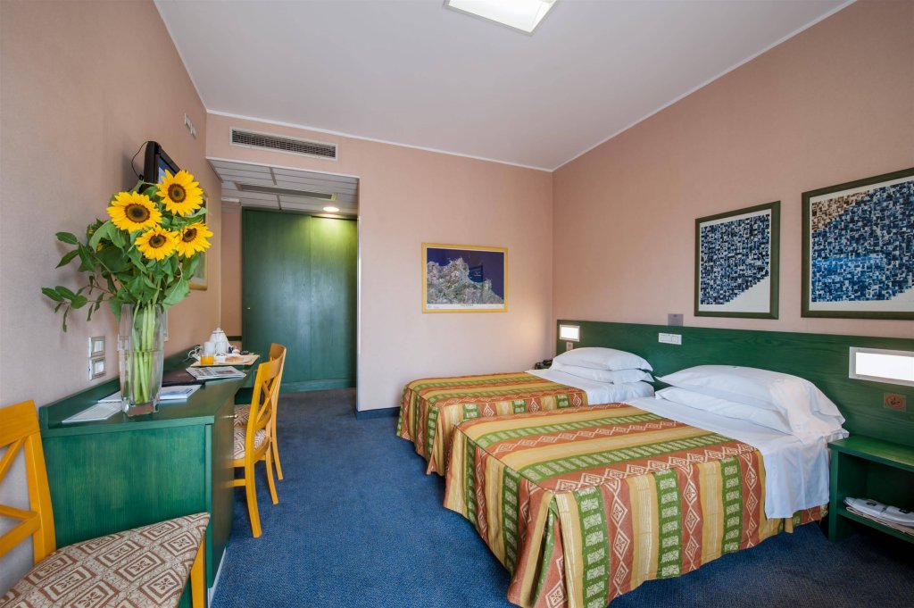 Фото Best Western Hotel Mediterraneo