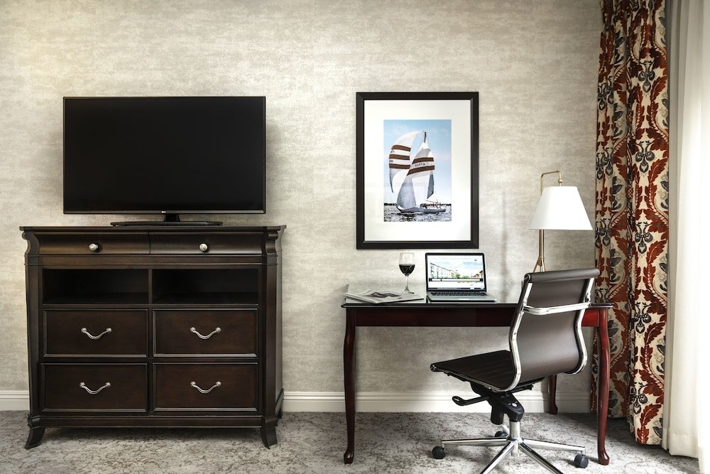 Фото Ayres Hotel Costa Mesa/Newport Beach