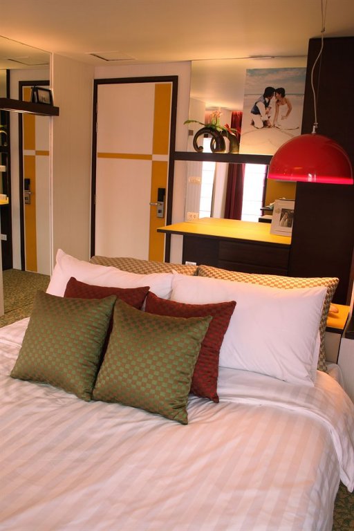 Фото Tango Vibrant Living Hotel