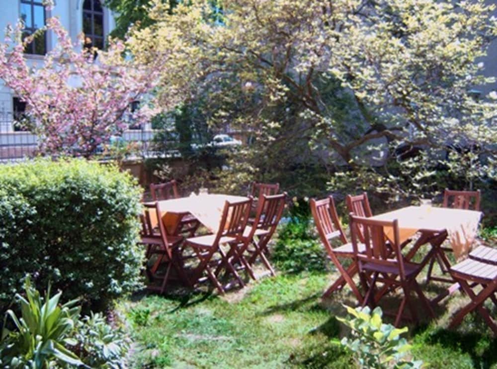 Фото отеля 4