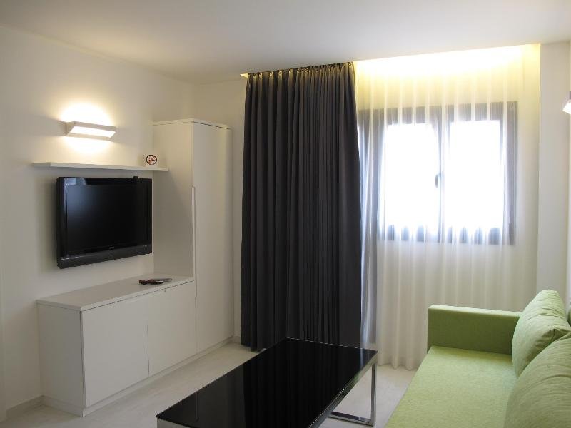 Фото Best Western Regency Suites Hotel