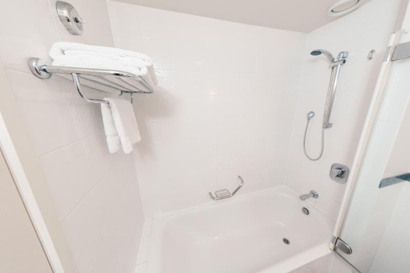 Фото Parkside Hotel & Apartments Auckland