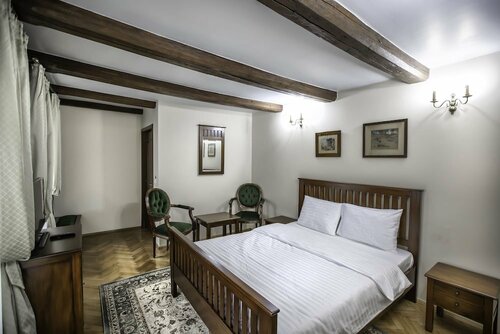 Гостиница IQ Studio - Seasons Residence Brasov