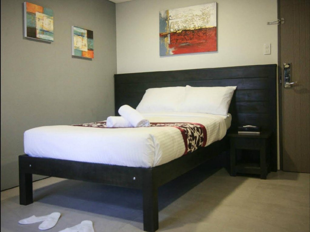 Фото Jade Hotel & Suites