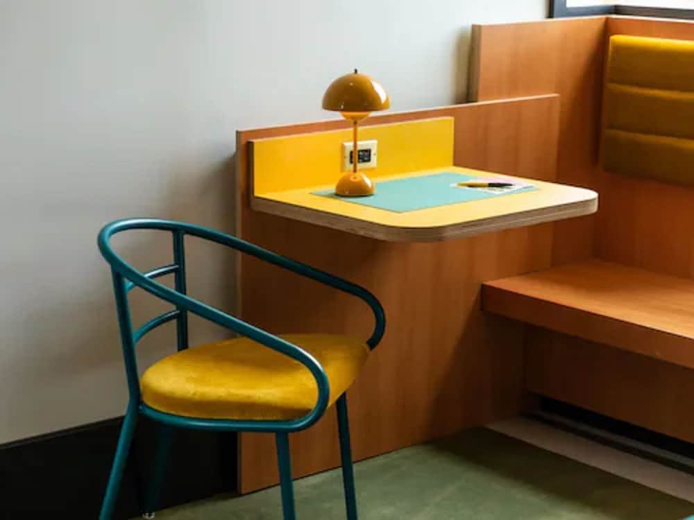 Фото The Drake Hotel