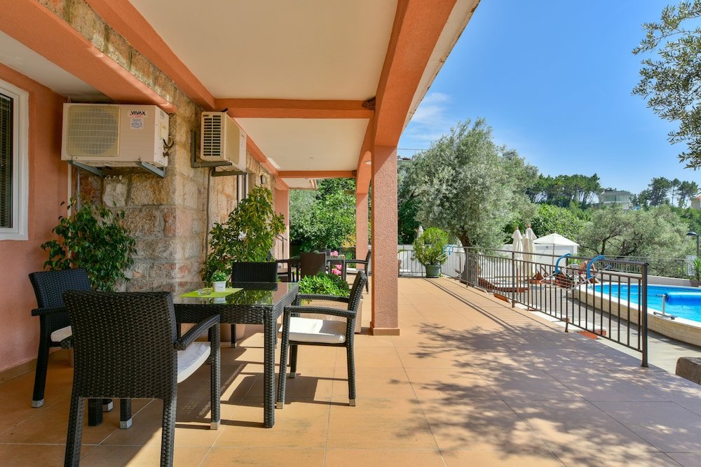 Фото Apartments Andjus