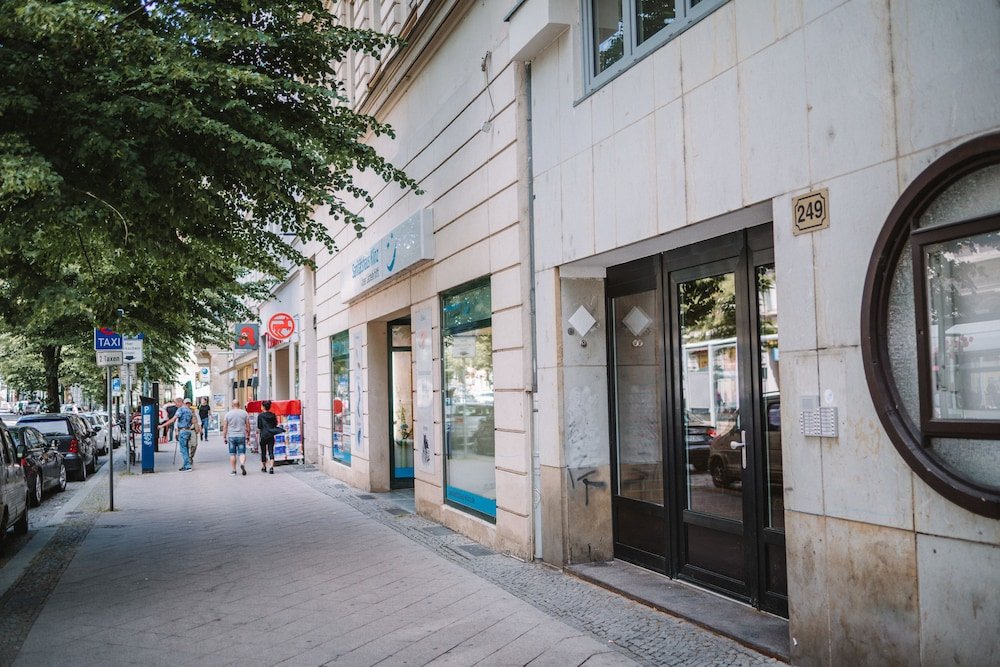 Фото Limehome Magdeburg Hasselbachplatz