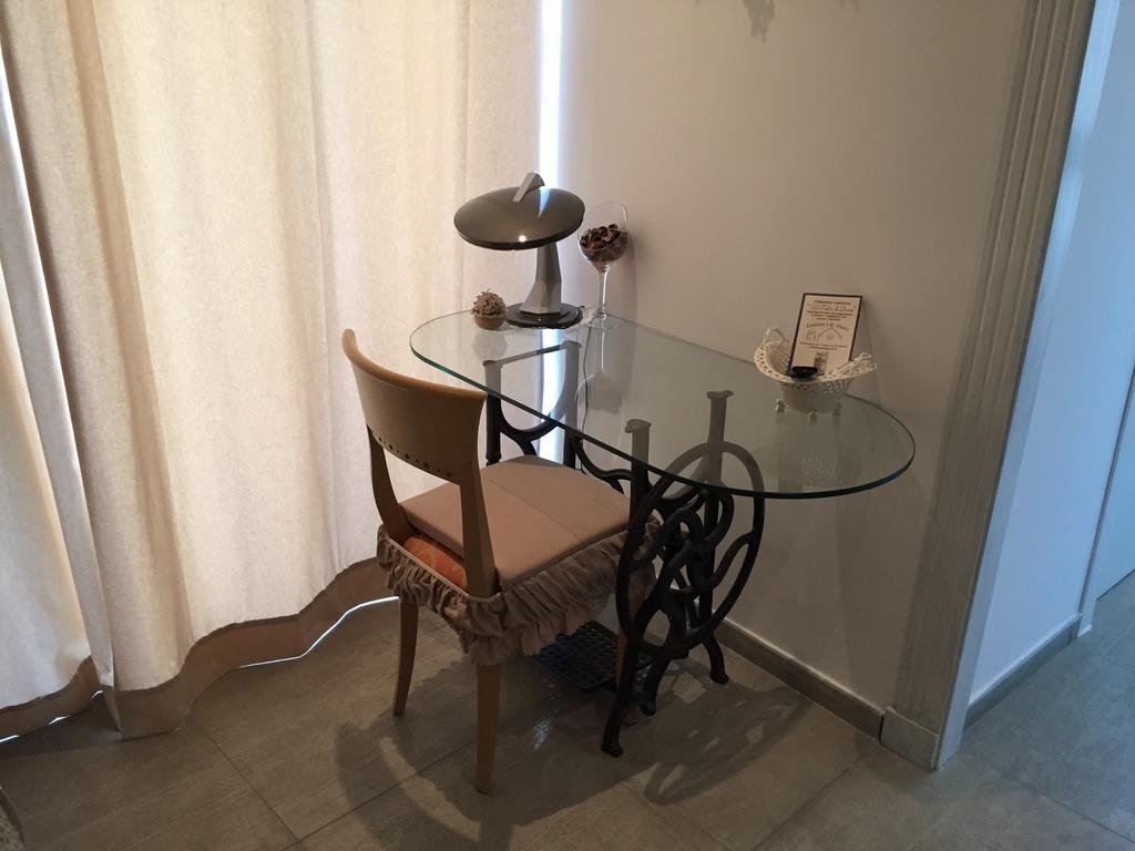 Фото International Naples