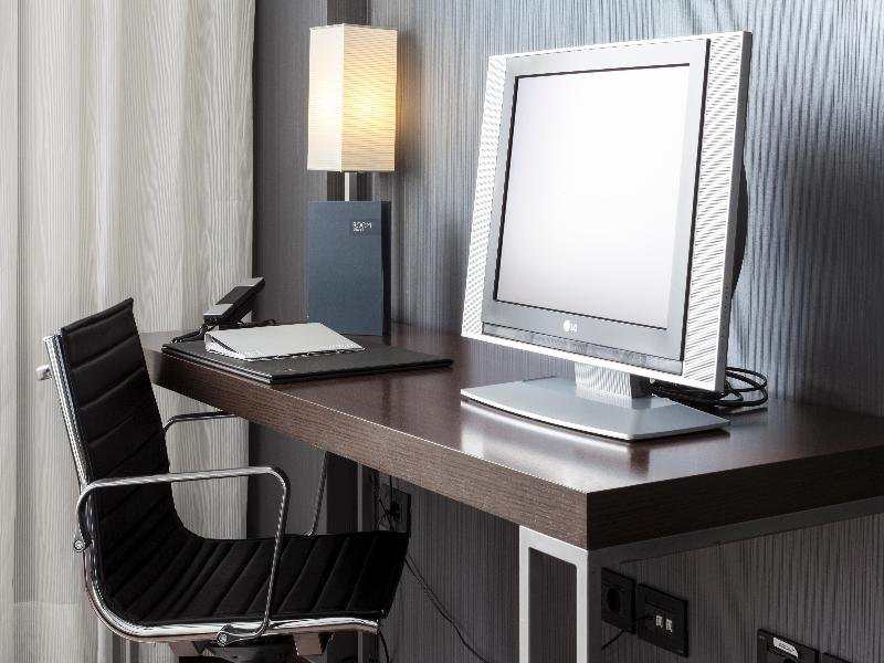 Фото AC Hotel Bologna