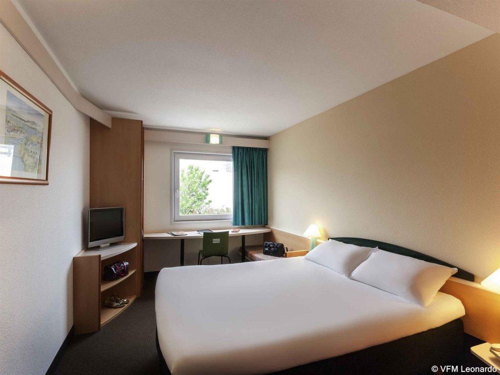 Фото Ibis Valencia Alfafar