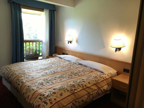 Гостиница Hotel Garni Enrosadira