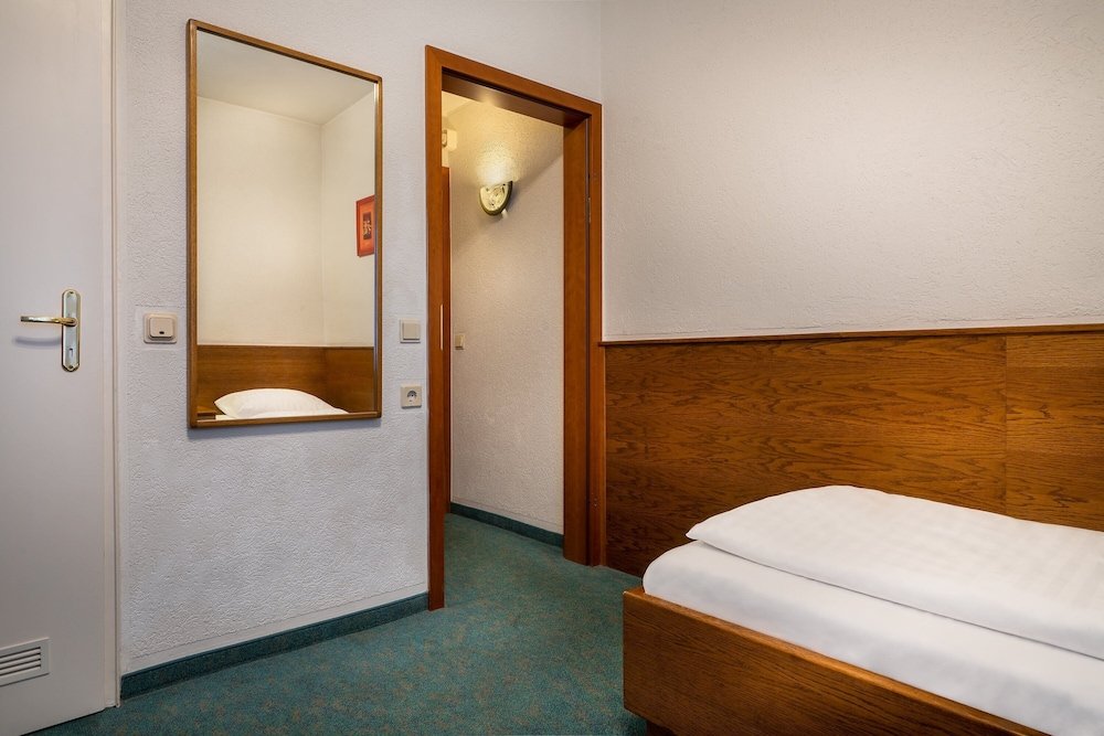 Фото Novum Hotel Engelbertz – Yggotel Pirol