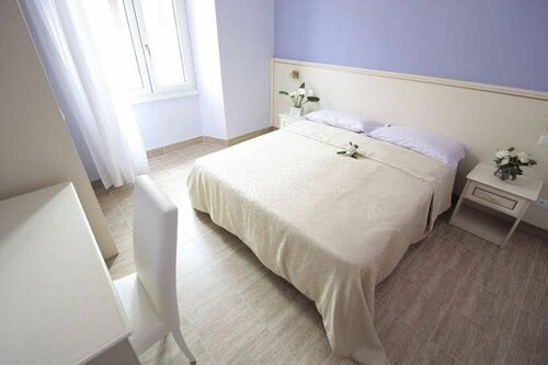 Гостиница Luna Su Villa Borghese - Luxury Rooms в Риме