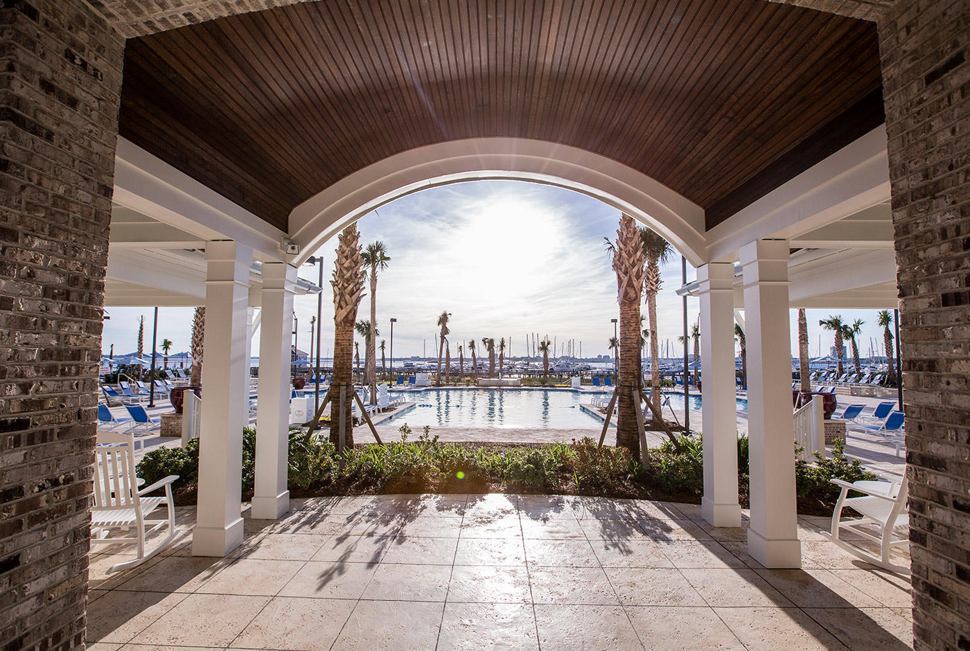 Фото The Beach Club at Charleston Harbor Resort and Marina