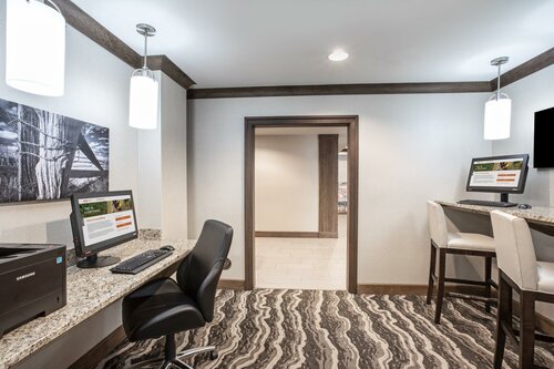Гостиница Staybridge Suites Denver Airport, an Ihg Hotel