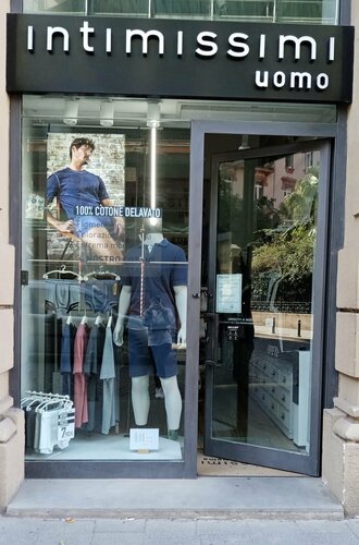 Intimissimi Uomo, clothing store, Naples, Via dei Mille, 51
