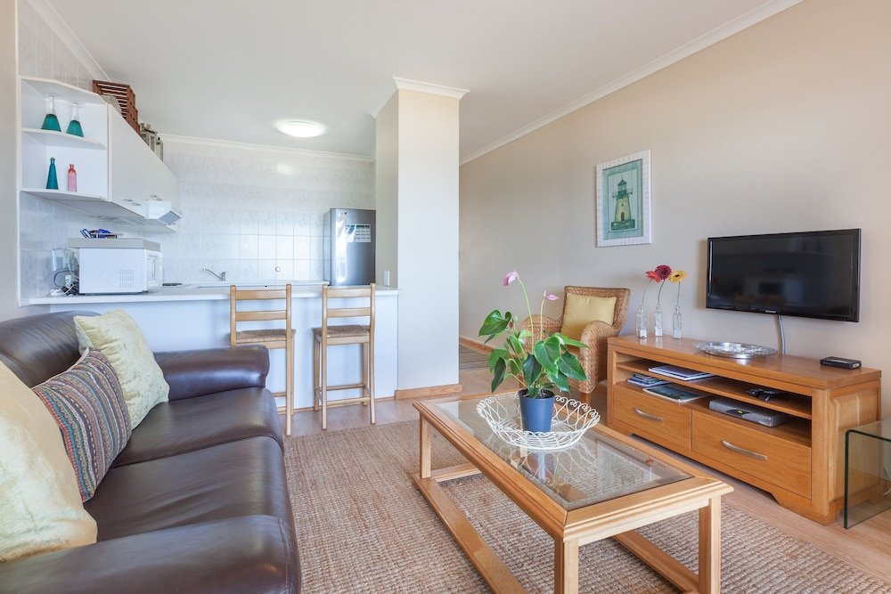 Фото Cape Town Beachfront Apartments At Leisure Bay