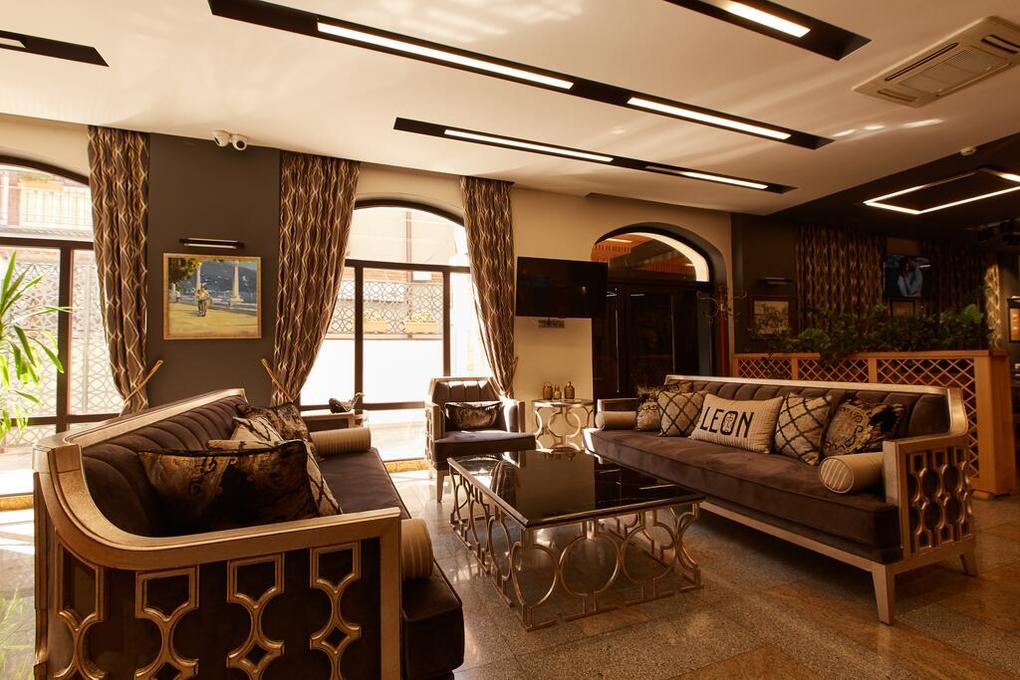 Фото Leon Boutique Hotel