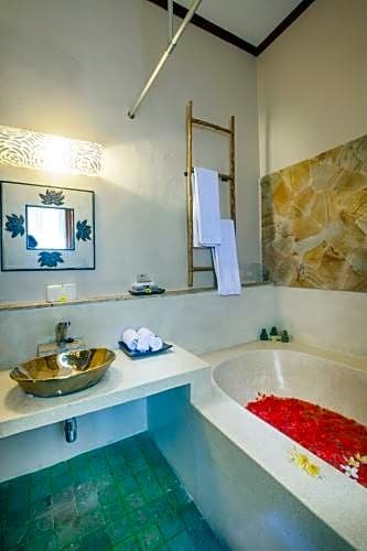 Фото Junjungan Ubud Hotel & SPA