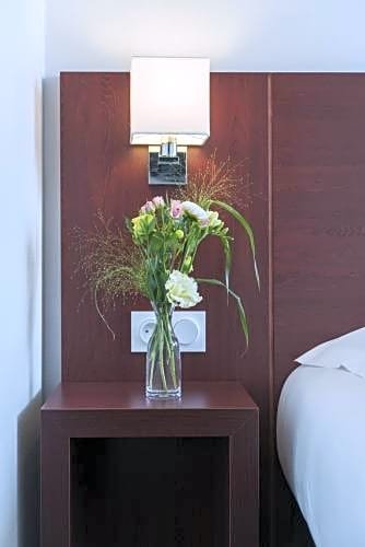 Фото Plessis Parc Hotel