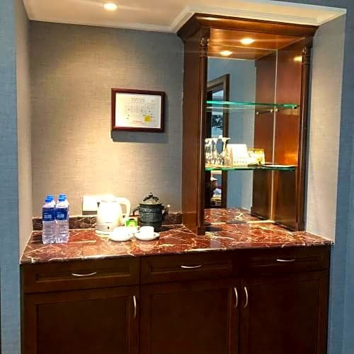 Фото Grand Noble Hotel