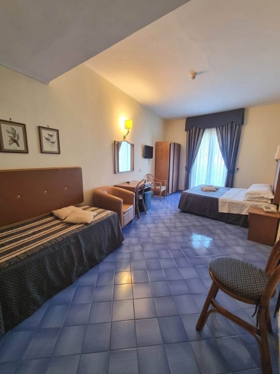 Фото Hotel Girasole