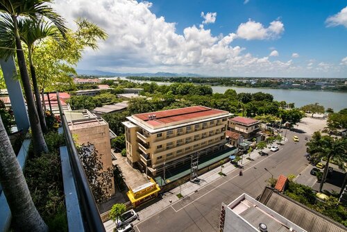 Гостиница The Sunriver Boutique Hotel в Хюэ