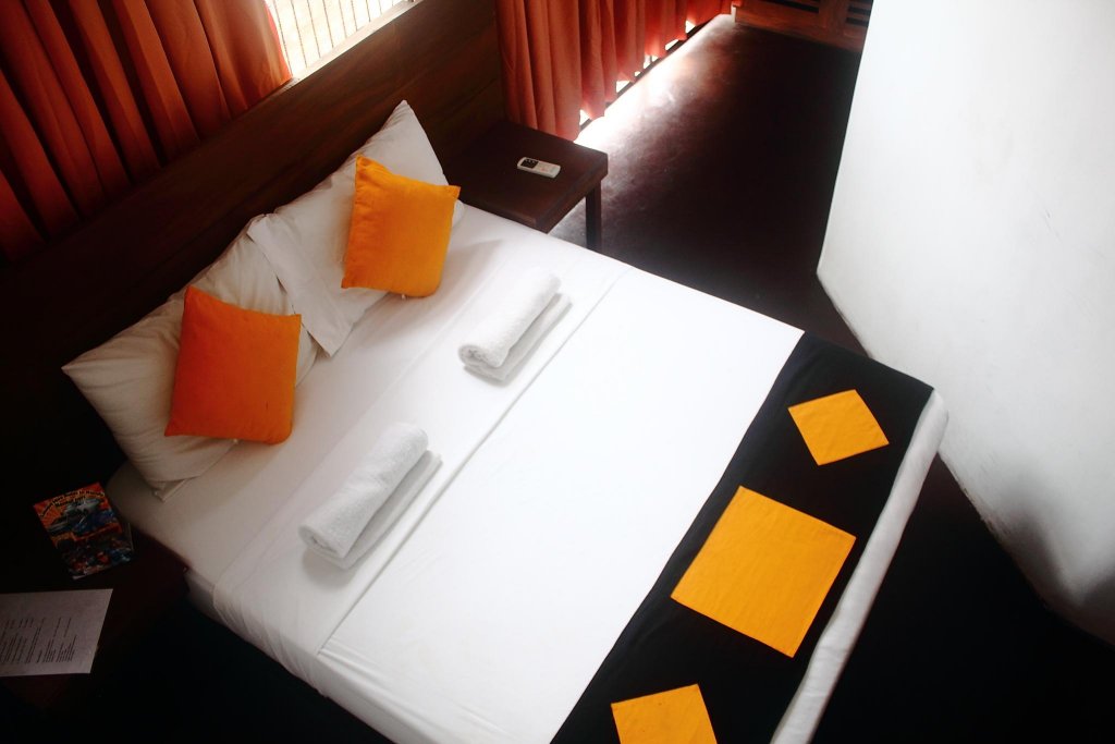 Фото 256 Townhouse Rest