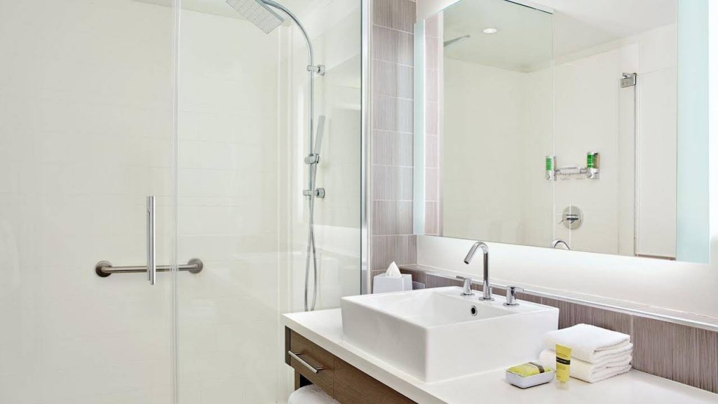 Фото Element Chelmsford