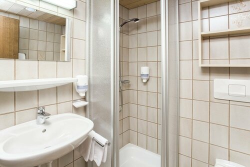 Внешний вид отеля Ferienhotel Aussicht в Финкенберге, фото 5