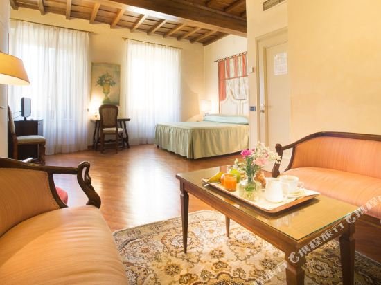 Фото IL Tornabuoni