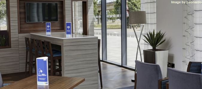 Фото Moxy London Excel