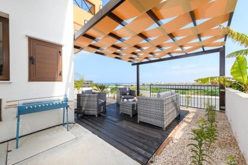 Фото Malama Seaview Villa 2