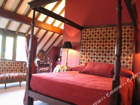 Фото The Priory Hotel