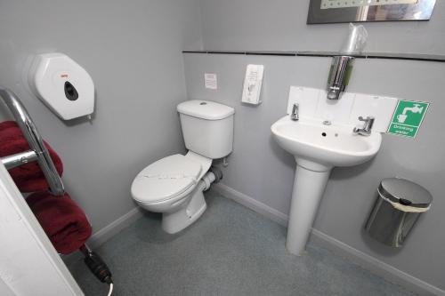 Фото The Railway Sleeper Lodge