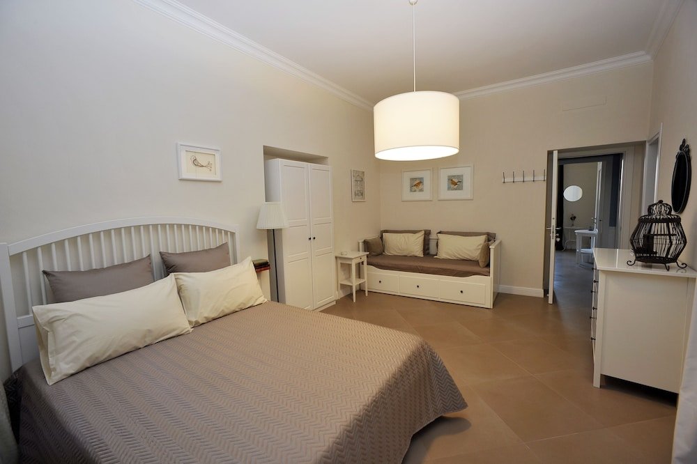 Фото A Due Passi B&b