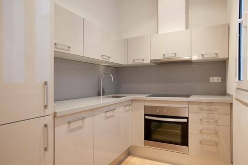 Гостиница Modern Quiet Flat With A Large Balcony в Барселоне