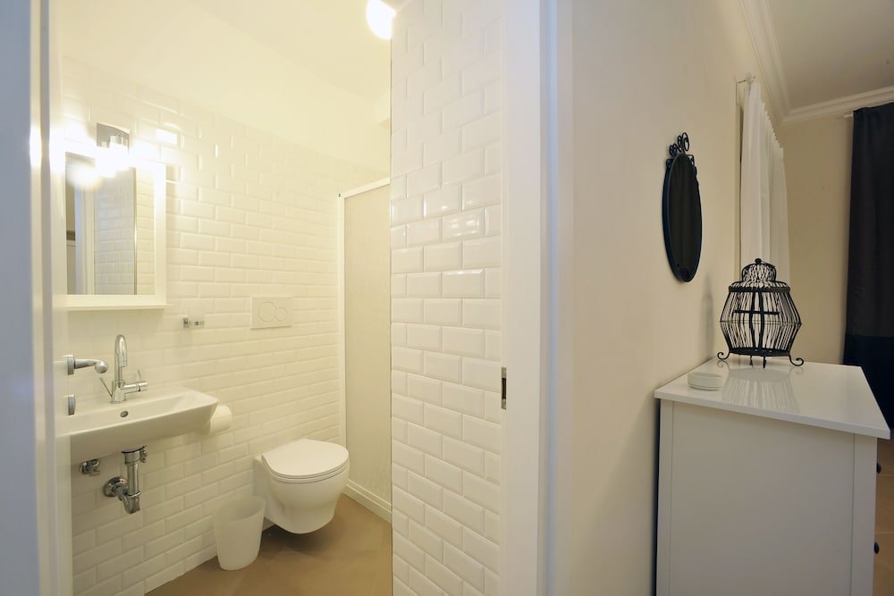 Фото A Due Passi B&b