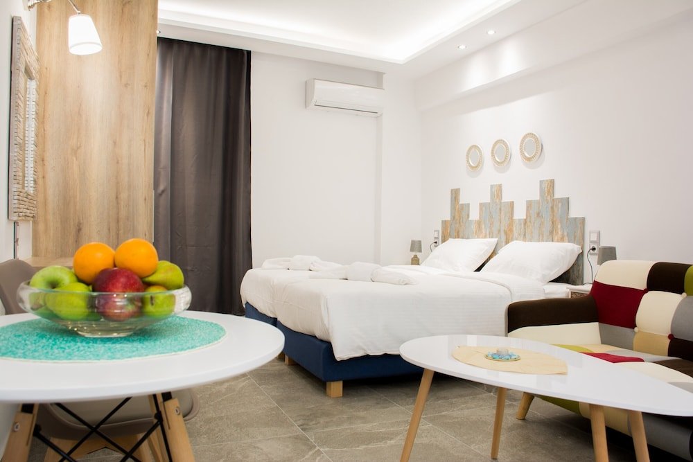 Фото Semes Luxury Apartments by Estia