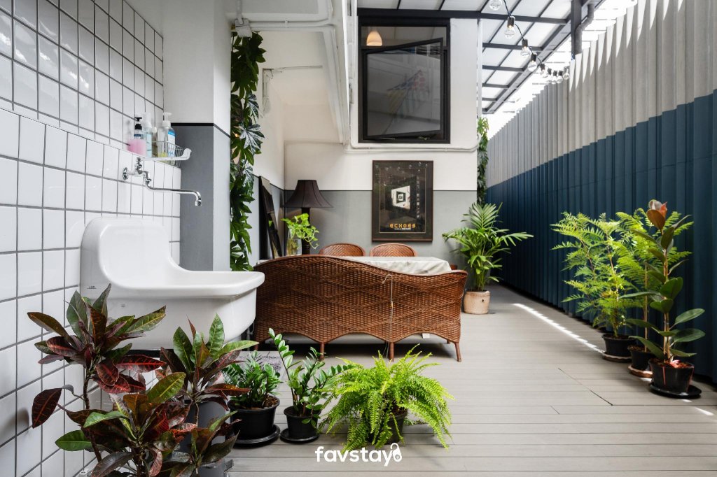 Фото Sathorn Terrace Apartment